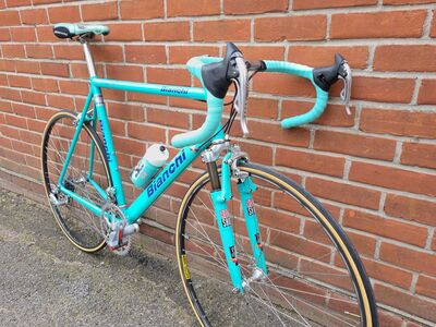 1996 Bianchi Ti Mega Paris Roubaix click to zoom image